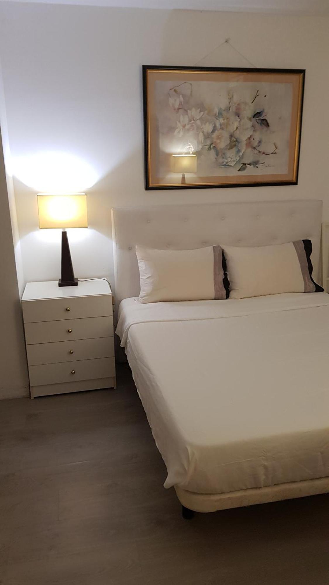 Little Peaceful Retreat Room With Bath, Heating, Terrace, Free Wifi Fridge Easy Parking Marbella Exteriör bild