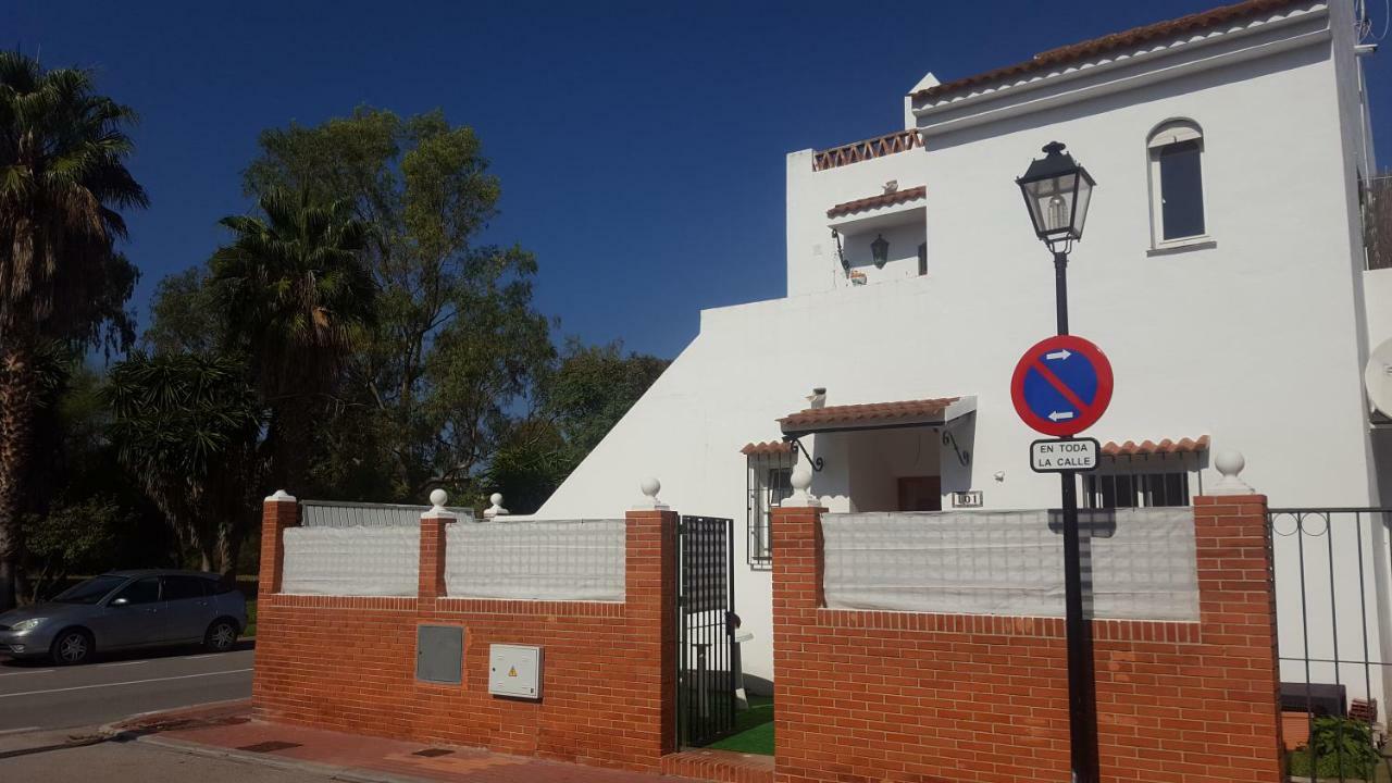 Little Peaceful Retreat Room With Bath, Heating, Terrace, Free Wifi Fridge Easy Parking Marbella Exteriör bild